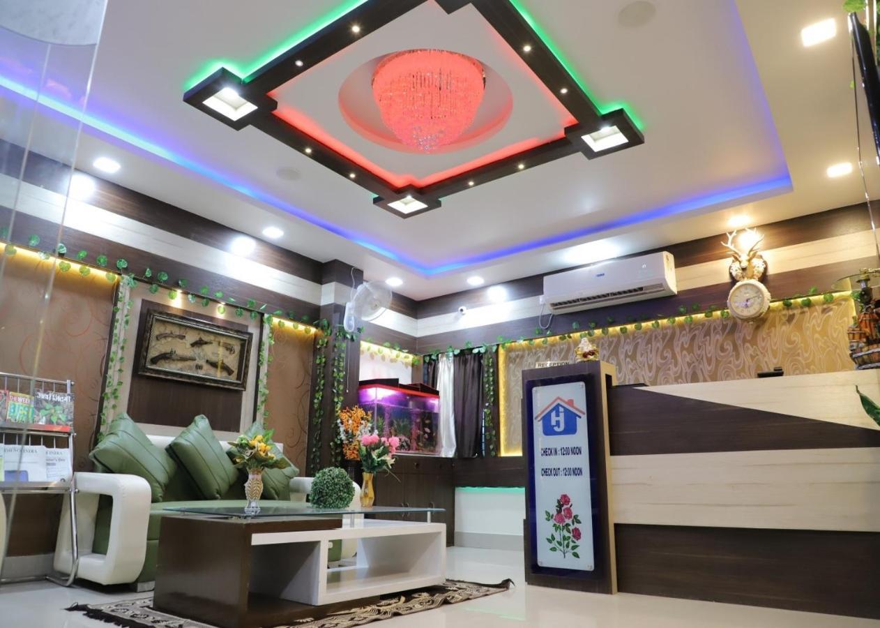 Hotel Janvi Interntaional Inn Музафарпур Екстериор снимка