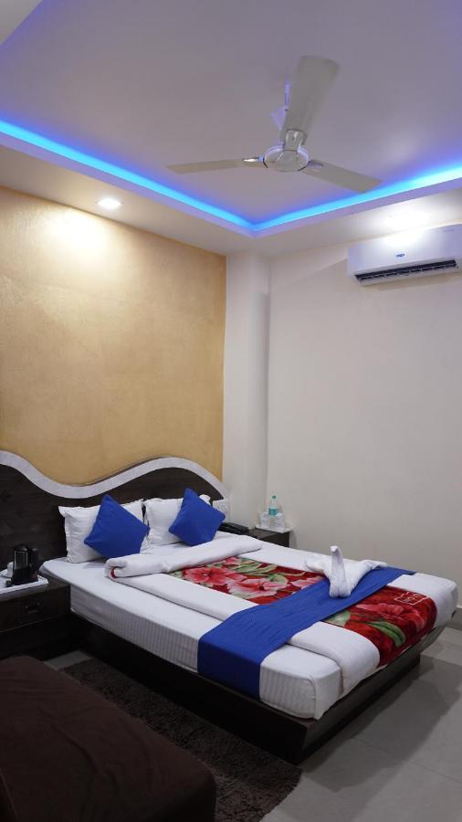 Hotel Janvi Interntaional Inn Музафарпур Екстериор снимка