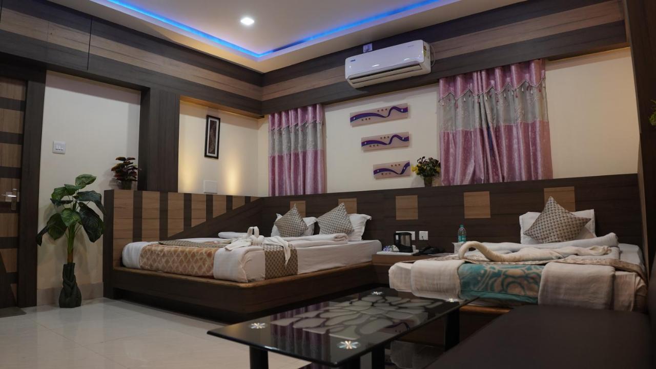 Hotel Janvi Interntaional Inn Музафарпур Екстериор снимка