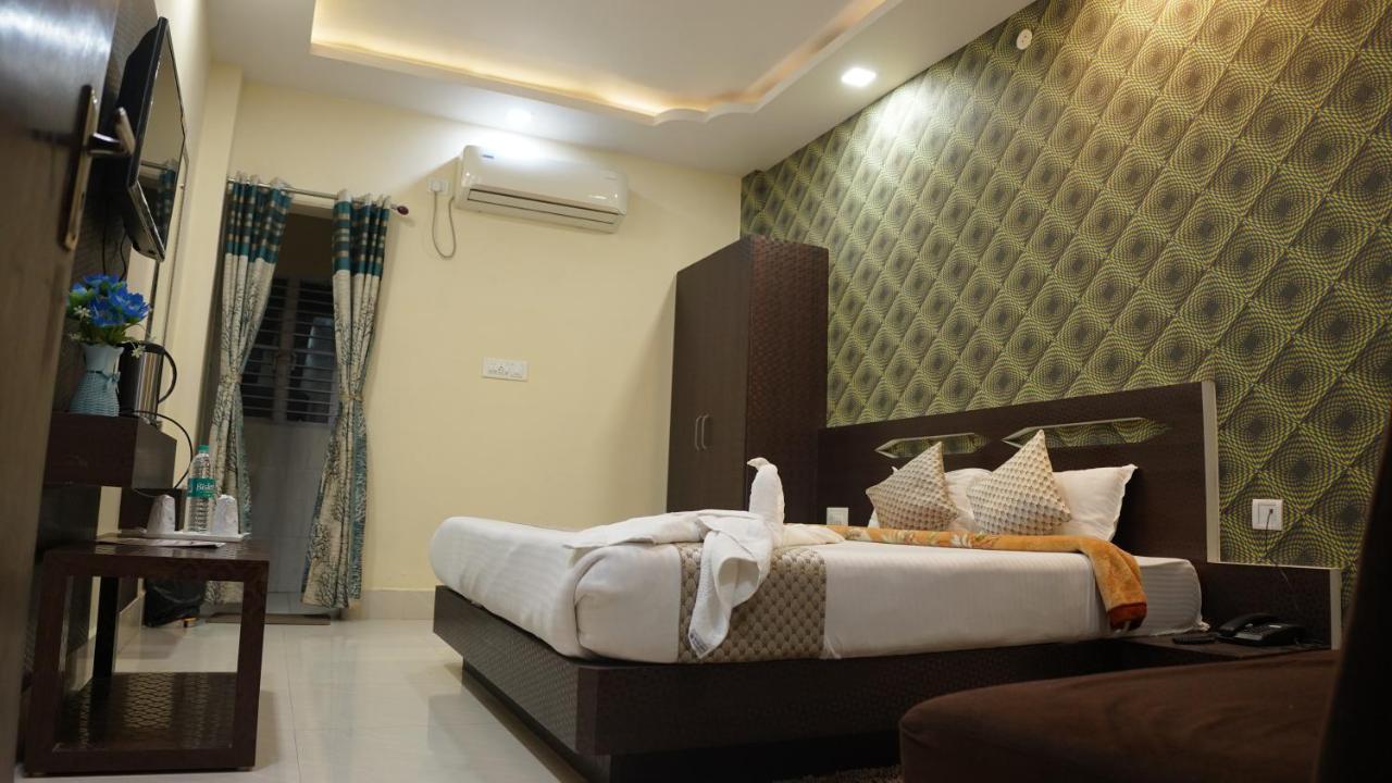 Hotel Janvi Interntaional Inn Музафарпур Екстериор снимка
